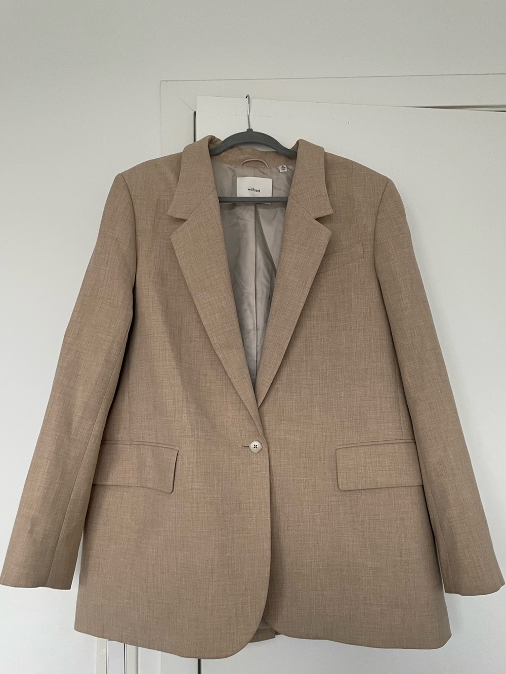 Wilfred Light Beige Single-Button Tailored Blazer
